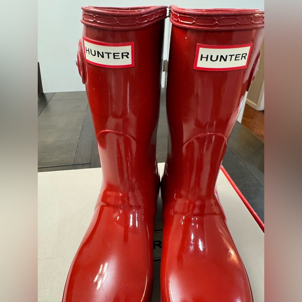 Hunter Glossy Red Boots